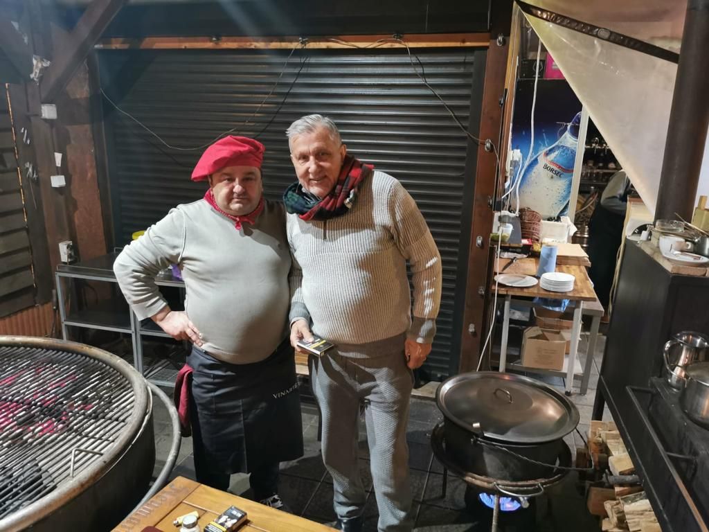 Discuții serioase la grătar