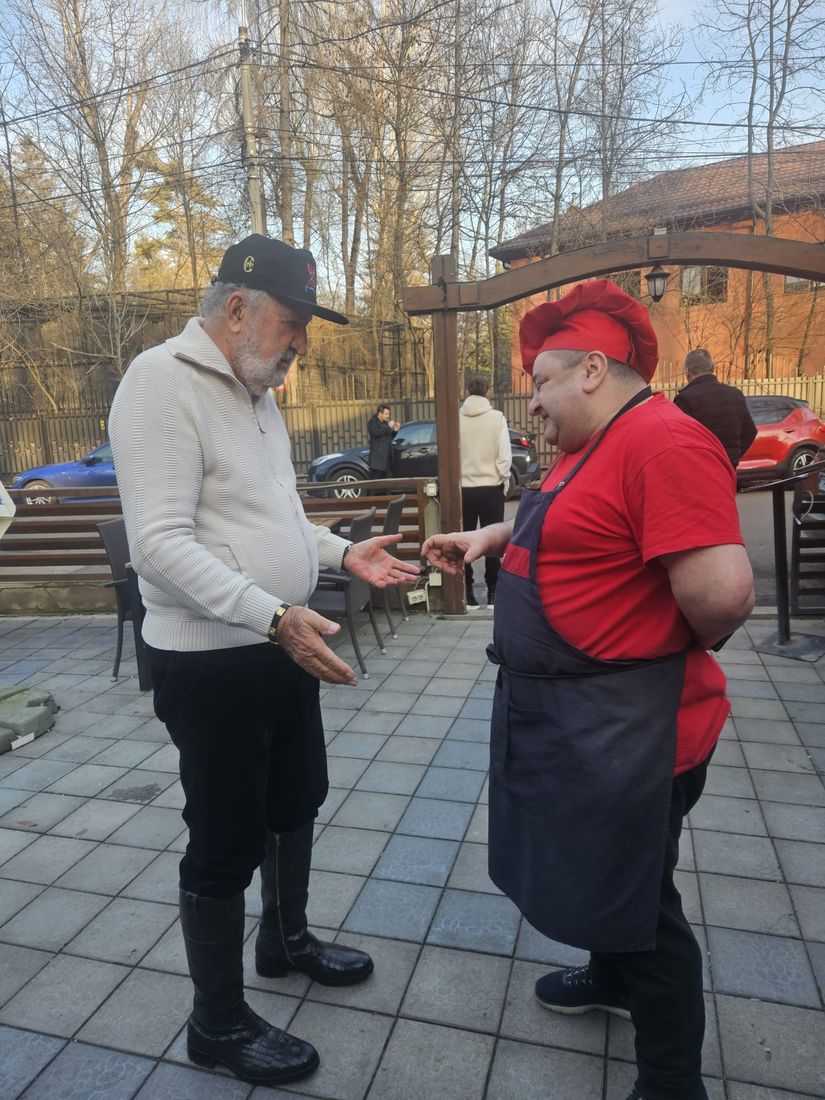 Sfaturi între mâncători de meserie